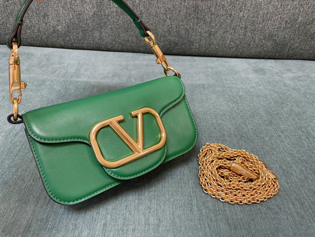 발렌티노 가라바니 미니 로코 V로고 1133S 카프스킨 20x11x5cm 크로스백 레플리카 Valentino Bag