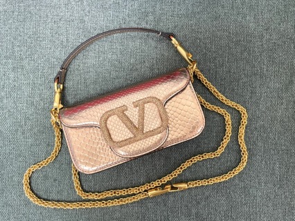 발렌티노 가라바니 미니 로코 V로고 카프스킨 핸드백 레플리카 Valentino Bag