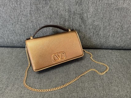 발렌티노 가라바니 V링 카프스킨 WOC 체인백 레플리카 Valentino Bag