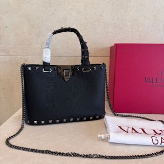 발렌티노 가라바니 락스터드 카프스킨 크로스백 레플리카 Valentino Bag