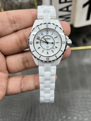 샤넬 J12 화이트 세라믹 33mm 론다 쿼츠 VS 공장 여성 시계 레플리카 44710 Chanel