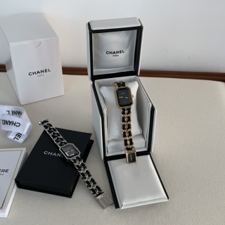 샤넬 프리미에르 26.1x20mm 스위스 무브먼트 옐로우골드 도금 체인 여성 시계 레플리카 44766 Chanel