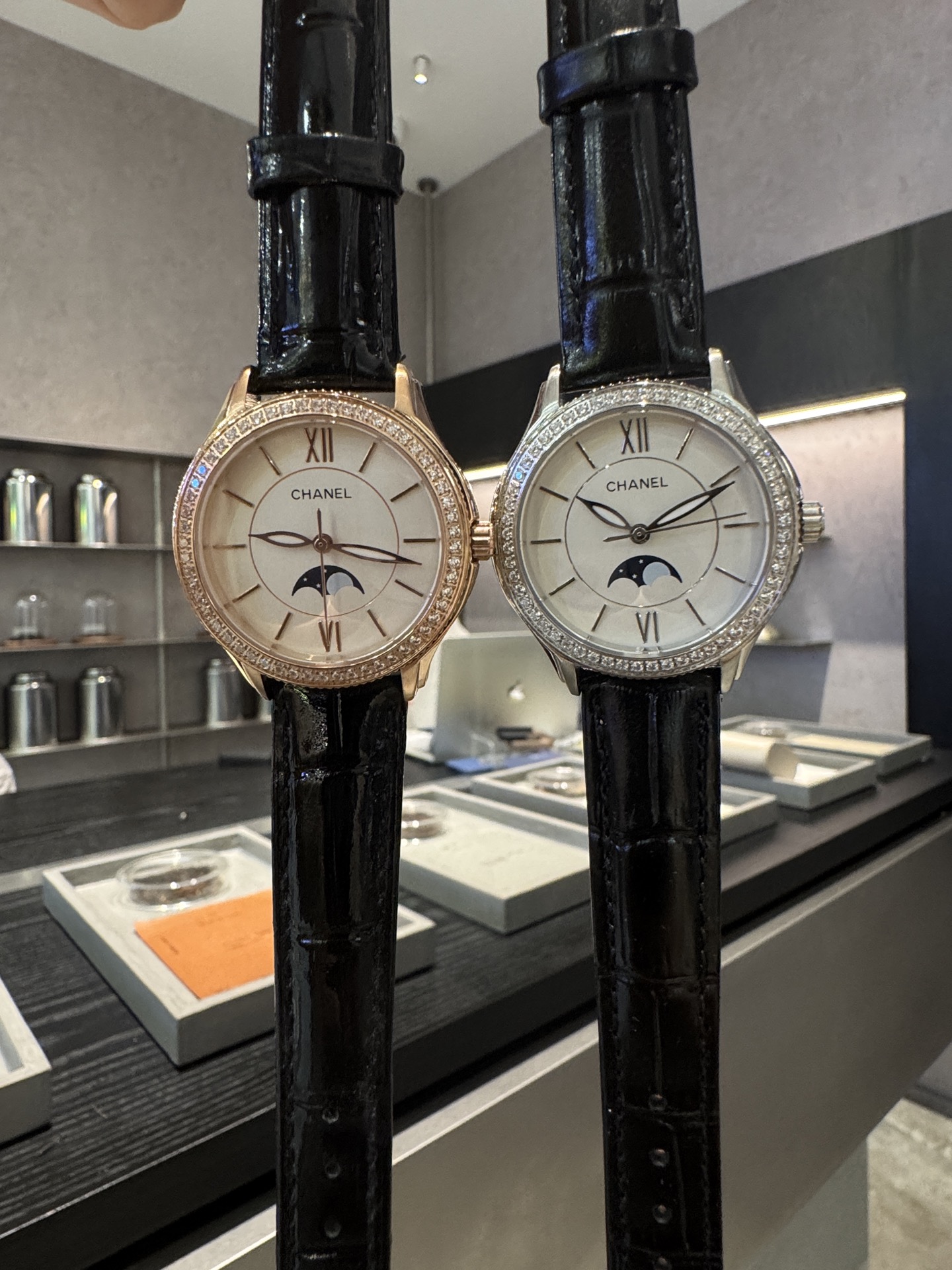 샤넬 세라믹 33mm 쿼츠 사파이어 여성 시계 레플리카 44786 Chanel