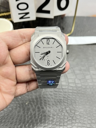 불가리 옥토 40mm 티타늄 오토매틱 BV 공장 남성 시계 레플리카 45004 Bvlgari