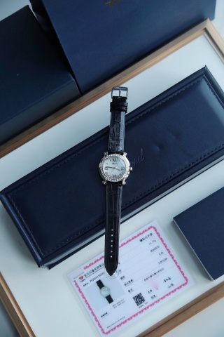 쇼파드 해피 스포츠 VVS 다이아 베젤 여성 시계 레플리카 45071 Chopard