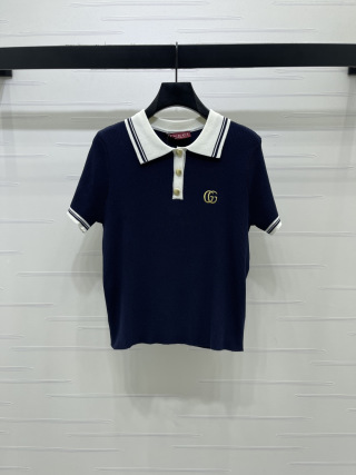 구찌 여성 2026SS 로고 자수 스트라이프 카라 반팔 티셔츠 레플리카 45118 Gucci Women T Shirt