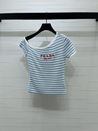 프라다 여성 2026SS 로고 자수 스트라이프 슬림핏 반팔 니트 레플리카 45129 Prada Women T Shirt