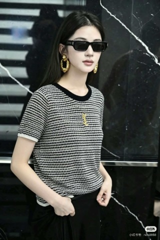 생로랑 여성 2026SS 자수 스트라이프 오버핏 반팔 니트 레플리카 45349 Saint Laurent Women T Shirt