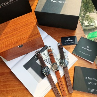태그호이어 오타비아 42mm SW200 오토매틱 남성 시계 레플리카 45444 TAG Heuer