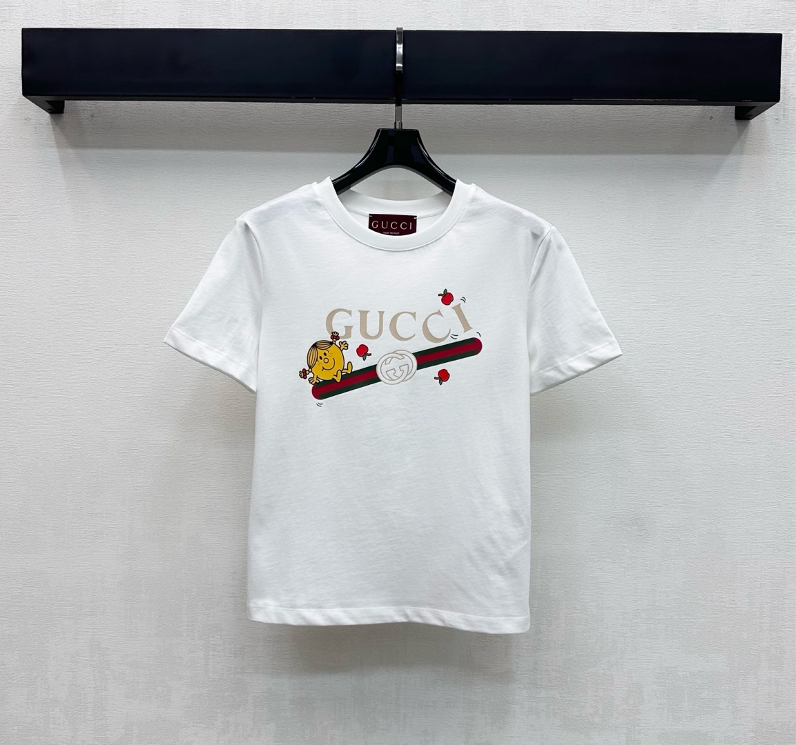 구찌 여성 2026SS 스트라이프 크루넥 코튼 반팔 티셔츠 레플리카 45712 Gucci Women T Shirt