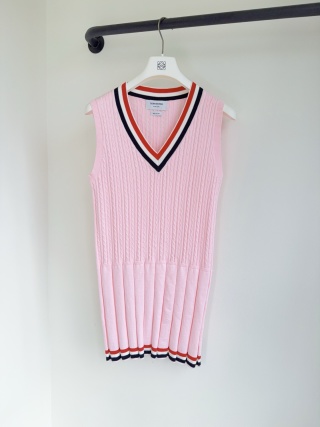 톰브라운 여성 2026SS 브이넥 롱 니트 원피스 레플리카 45763 Thom Browne Women Dress
