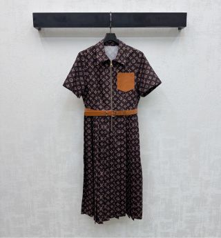 루이비통 여성 로고 프린트 벨트 플리츠 원피스 레플리카 45945 Louis Vuitton Women Dress