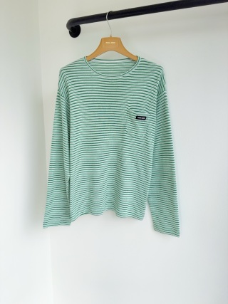 미우미우 로고 스트라이프 라운드넥 긴팔 니트 여성의류 레플리카 46344 Miu Miu Women Long Sleeve