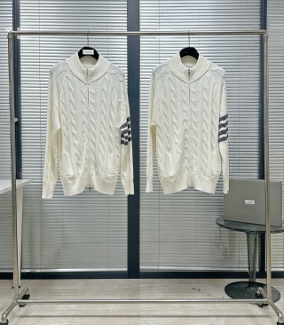 톰브라운 그레이 남녀공용 니트 레플리카 46564 Thom Browne