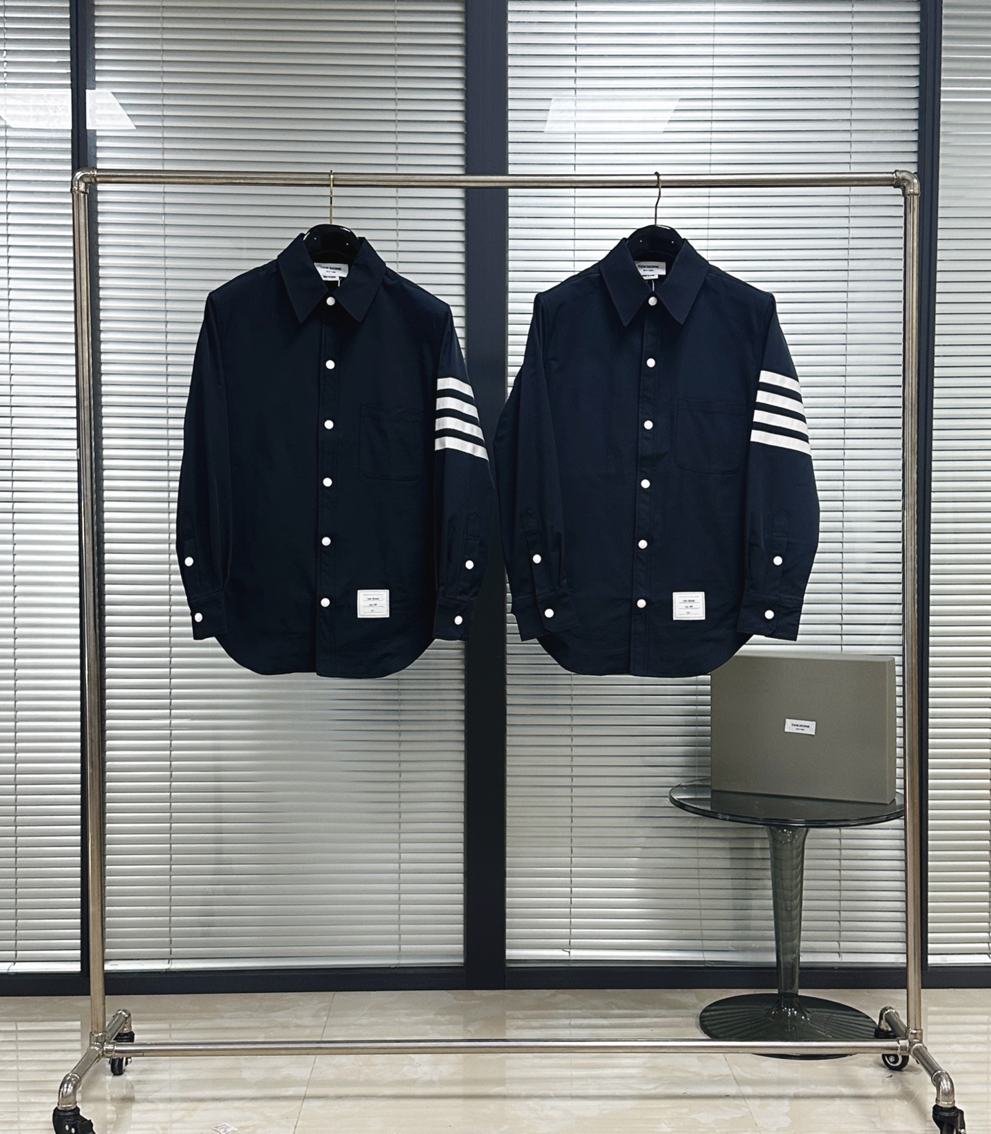 톰브라운 네이비 화이트 남녀공용 자켓 레플리카 46611 Thom Browne Long Sleeve