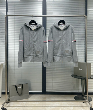 톰브라운 로고 리브 남성 자켓 레플리카 46658 Thom Browne Long Sleeve