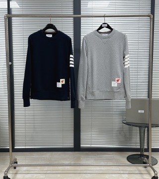 톰브라운 패치워크 브라운 남성 맨투맨 레플리카 46701 Thom Browne Long Sleeve