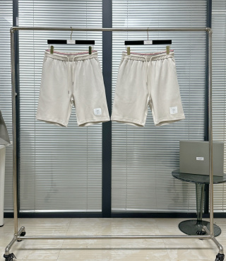 톰브라운 오버핏 리브 블랙 화이트 남성 의류 레플리카 46754 Thom Browne Shorts