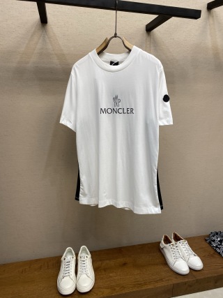 몽클레어 남성 반팔 48573 Moncler T Shirt