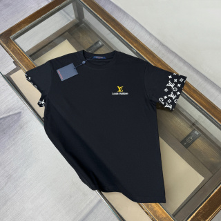 루이비통 남여공용 반팔 SS 48986 Louis Vuitton T Shirt