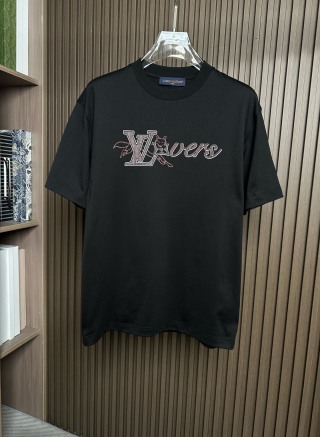 루이비통 남성 반팔 26SS 49017 Louis Vuitton T Shirt