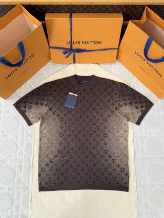 루이비통 남성 반팔 49044 Louis Vuitton T Shirt