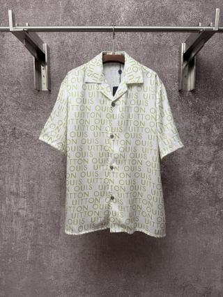 루이비통 남성 반팔 26SS 49065 Louis Vuitton T Shirt