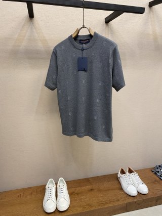 루이비통 남성 반팔 26FW 49092 Louis Vuitton T Shirt