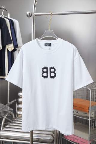 발렌시아가 테리 크로스 아플리케 라인스톤 남성 반팔 티셔츠 2026 SS 49178