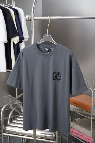 발렌시아가 남성 반팔 26SS 49184 Balenciaga T Shirt