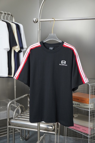 발렌시아가 남성 반팔 26SS 49186 Balenciaga T Shirt