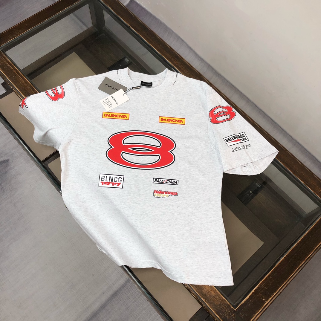 발렌시아가 남성 반팔 26SS 49235 Balenciaga T Shirt