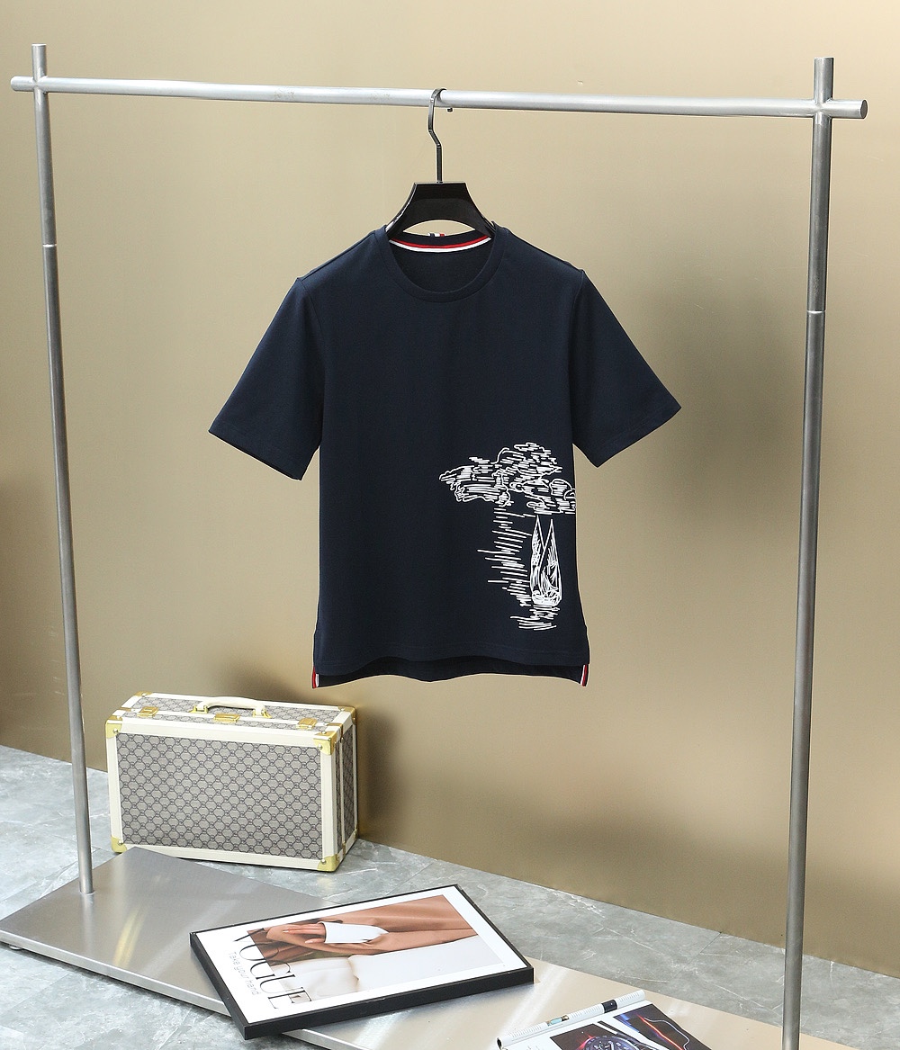 톰브라운 남성 반팔 50588 Thom Browne T Shirt