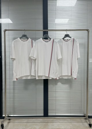 톰브라운 남여공용 반팔 50613 Thom Browne T Shirt
