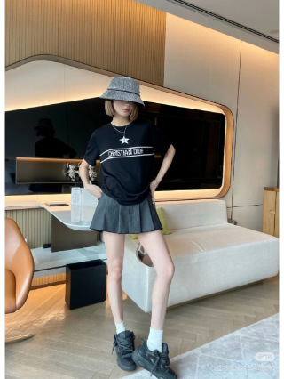 디올 자수 스트라이프 반팔 티셔츠 51570