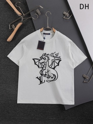 루이비통 남여공용 반팔 25SS 51861 Louis Vuitton Women T Shirt