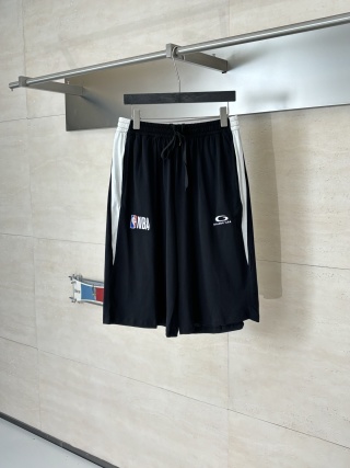 발렌시아가 2026SS 자수 오버핏 콜라보 반바지 5228 Balenciaga Shorts