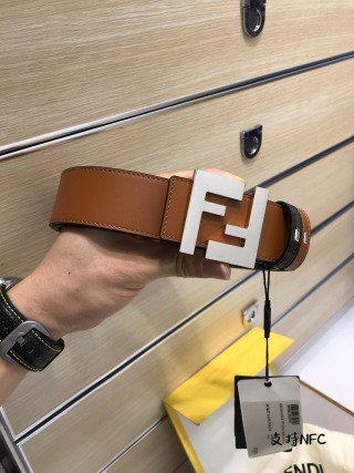 펜디 F 로고 버클 블랙 카프스킨 벨트 59624