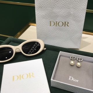 디올 귀걸이 60553 Dior Earrings