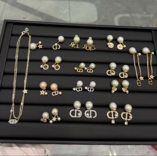 디올 귀걸이 60778 Dior Earrings