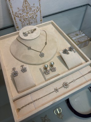 디올 귀걸이 60872 Dior Earrings