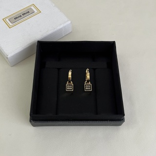 미우미우 귀걸이 60981 Miu Miu Earrings