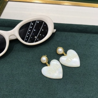 미우미우 귀걸이 60991 Miu Miu Earrings