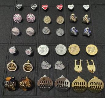 미우미우 귀걸이 60998 Miu Miu Earrings
