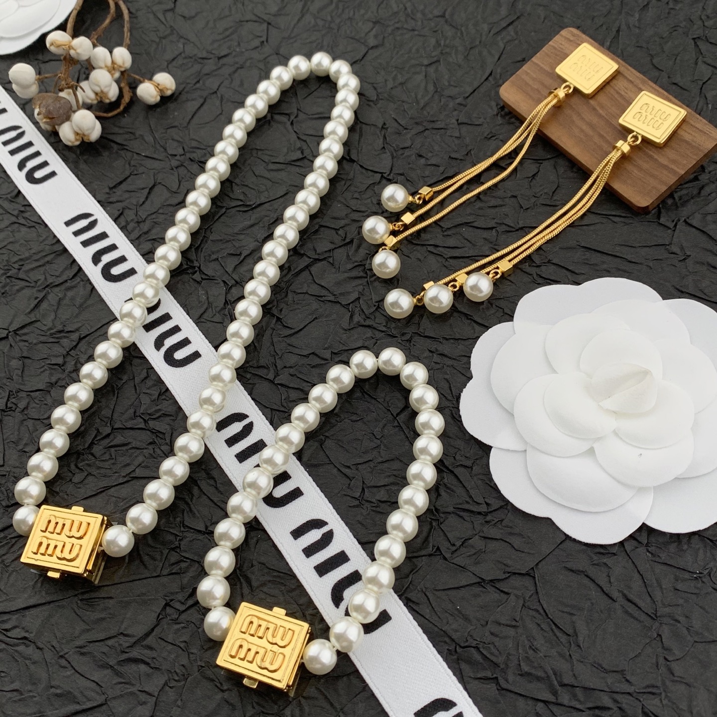 미우미우 목걸이 61216 Miu Miu Necklace