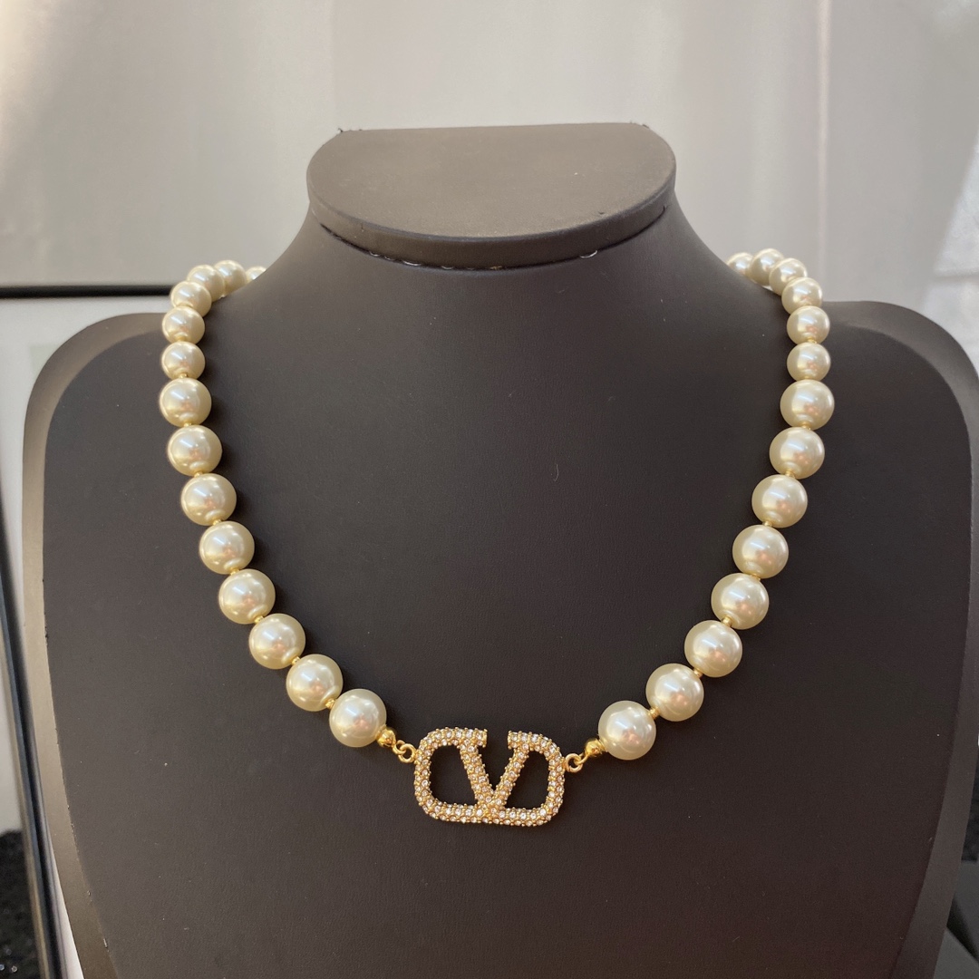 발렌티노 목걸이 63543 Valentino Necklace