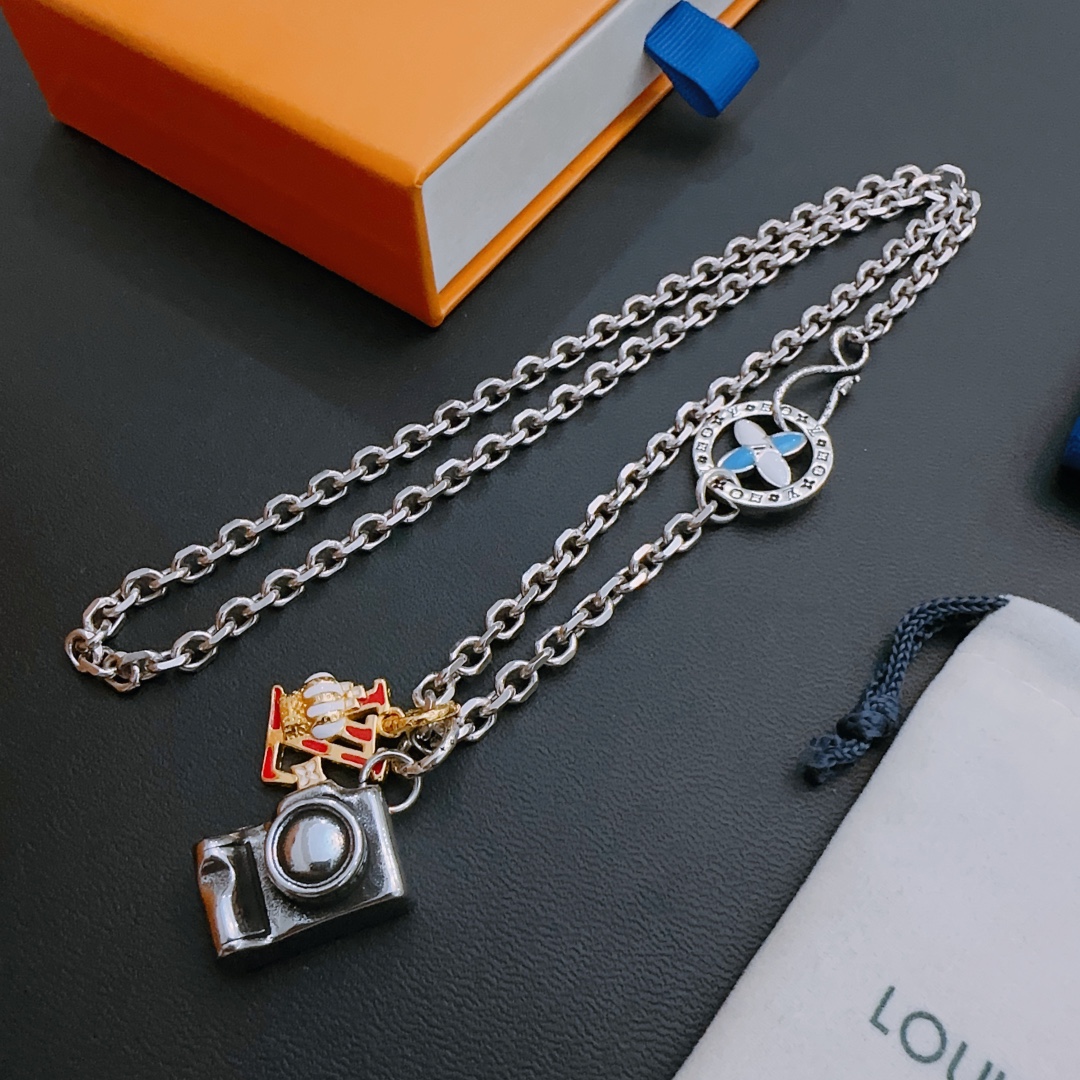 루이비통 목걸이 64011 Louis Vuitton Necklace