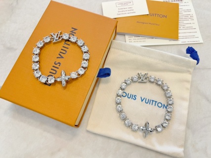 루이비통 팔찌 64060 Louis Vuitton Bracelet