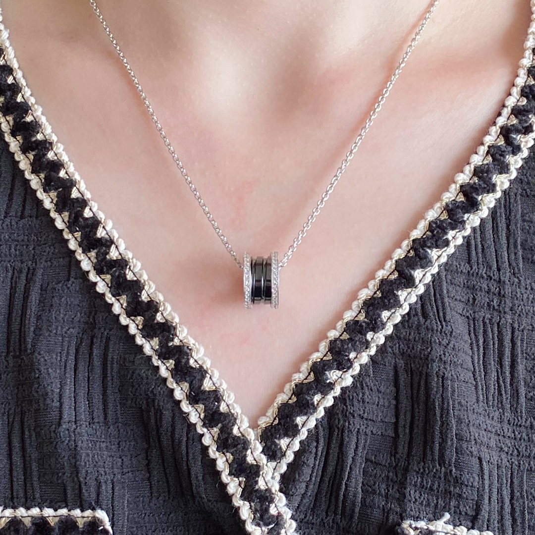 불가리 목걸이 64850 Bvlgari Necklace