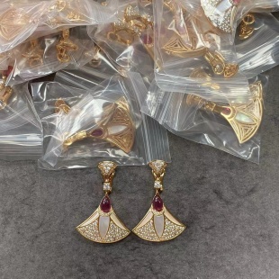 불가리 귀걸이 64857 Bvlgari Earrings